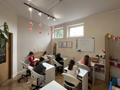 Easy Peasy English Club